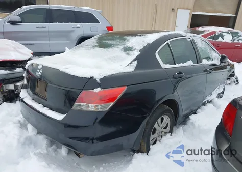 2010 Honda Accord 2.4 Lx-P z USA, uszkodzony, nr VIN 1HGCP2F42AA052676